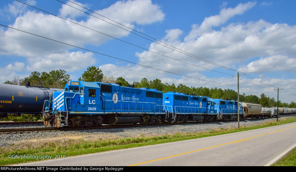 Shunting cars at an industrial park